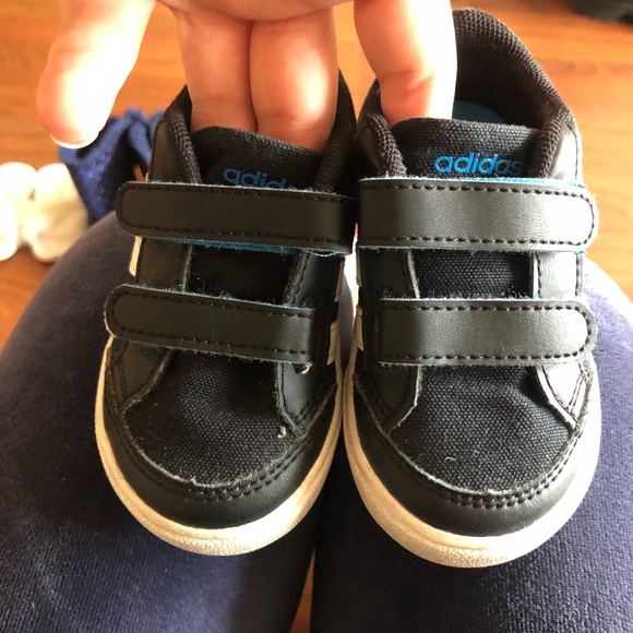 infant sneakers size 5
